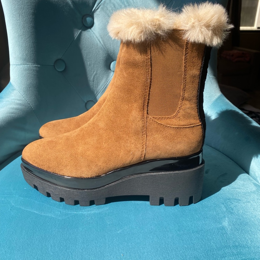 DKNY Brand New Suede Bax Wedge Booties Sz 7.5